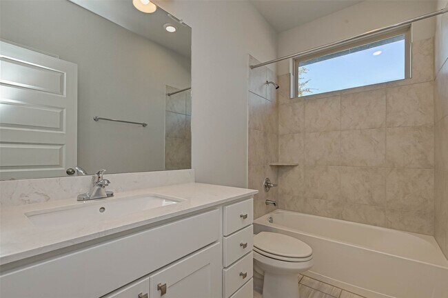 Building Photo - 11943 Bazley Knoll Dr