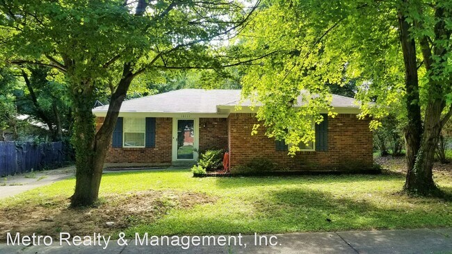 Primary Photo - 3 br, 1.5 bath House - 10111 Blue Creek Dr.