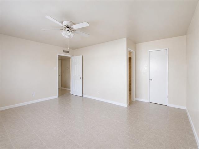 Building Photo - 1000 Windy Meadow Dr