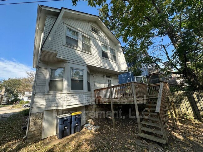 Building Photo - 5119 Grand Ave