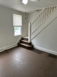 Building Photo - 216 Milton Pl