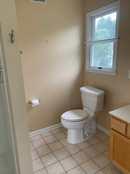 Building Photo - 1809 Stark Drive