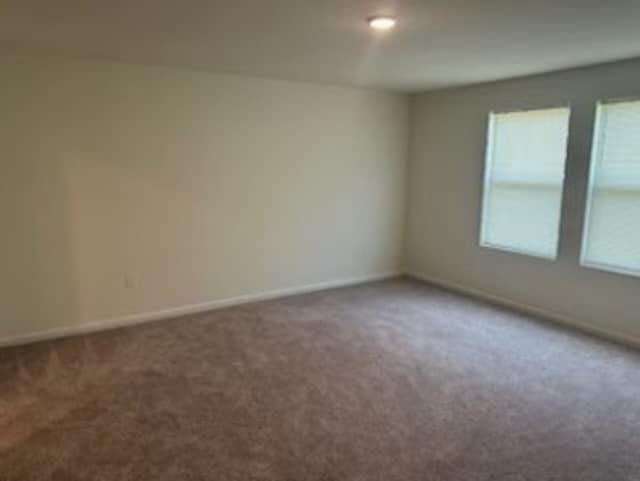 Building Photo - 121 Snowdrop Ave