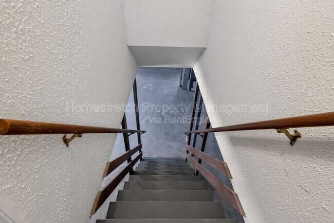 Building Photo - 12887 Fox Haven Dr