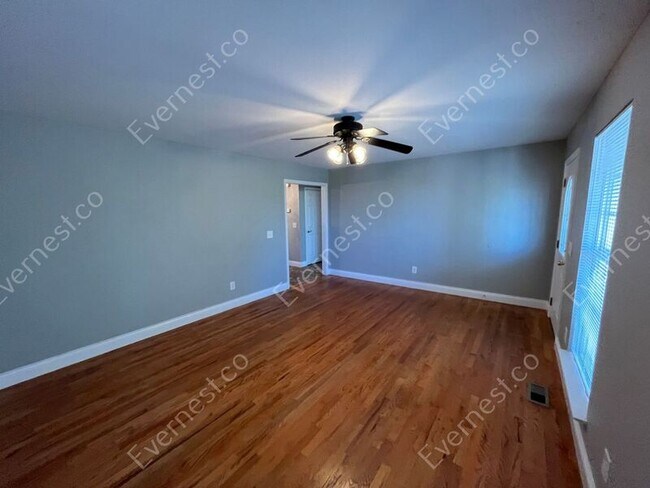 Building Photo - 1248 Brookfield Ct NE