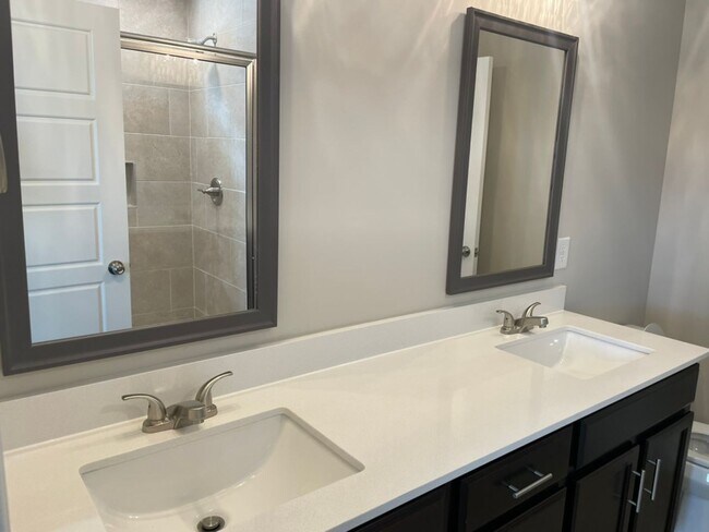 Building Photo - New Contruction for lease