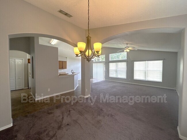 Building Photo - 1309 Horsemint Ln