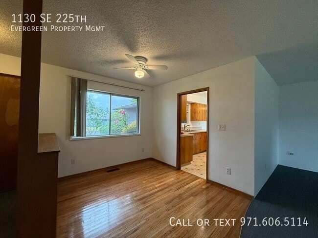 Building Photo - 1130 SE 225th Ave