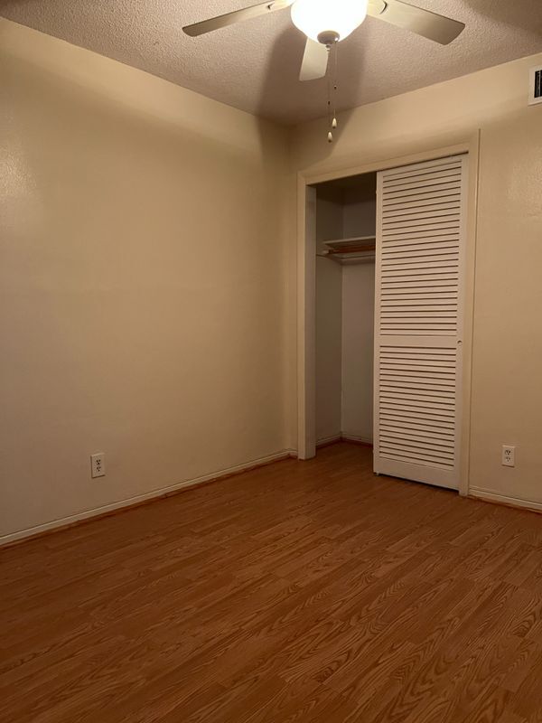 Building Photo - 1521 NW 43rd Ave