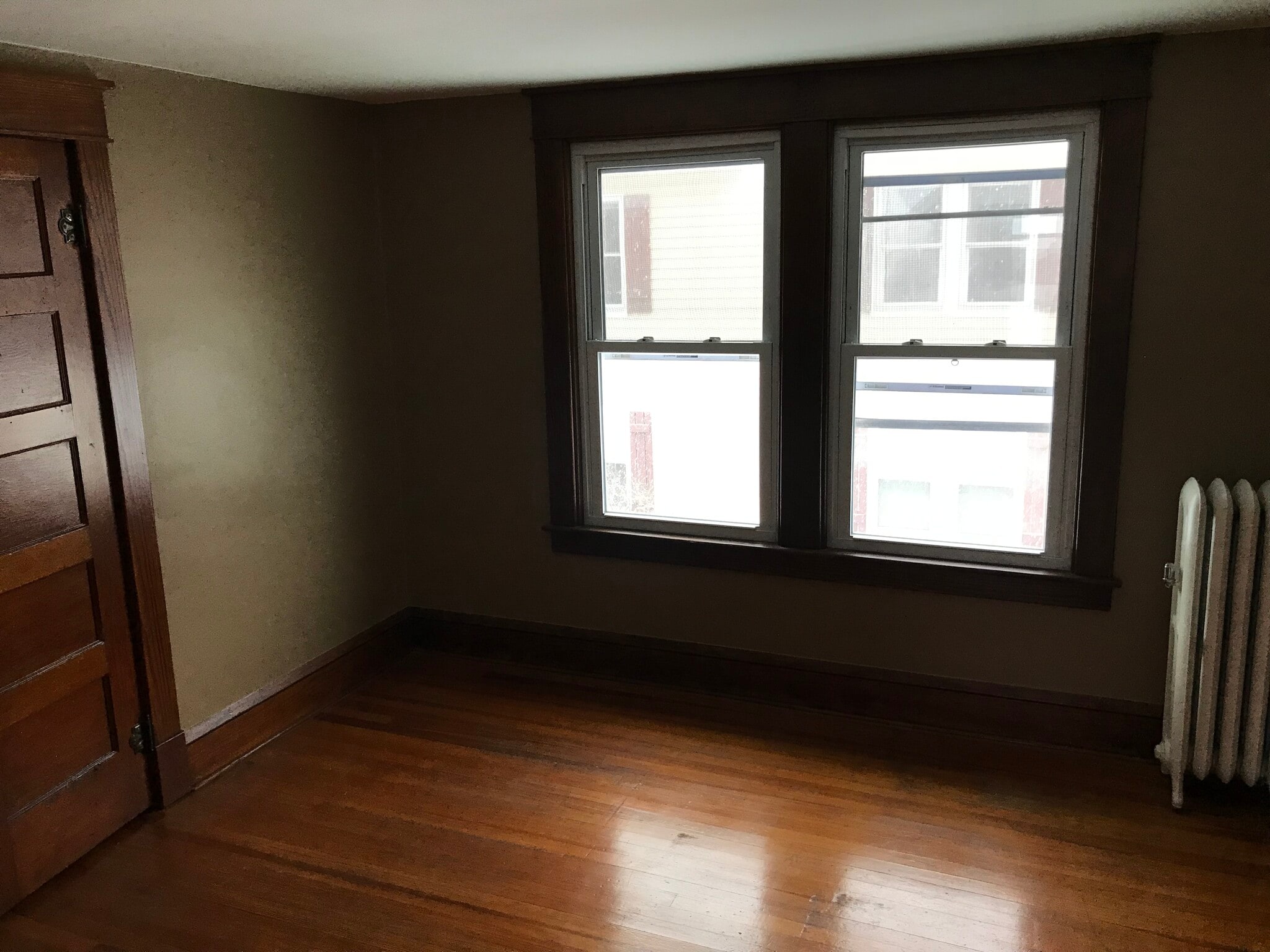 Bed 1 - 12 Hazelwood Ter