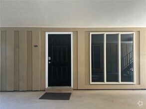 Building Photo - 507 NW 39th Rd