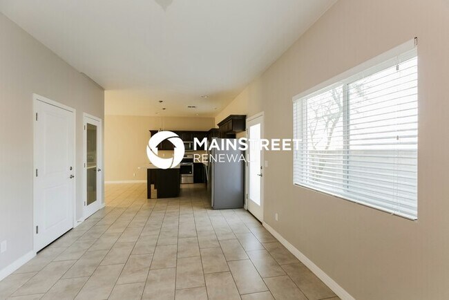 Building Photo - 3 Bedroom Pet-Friendly Home in Phoenix, AZ...