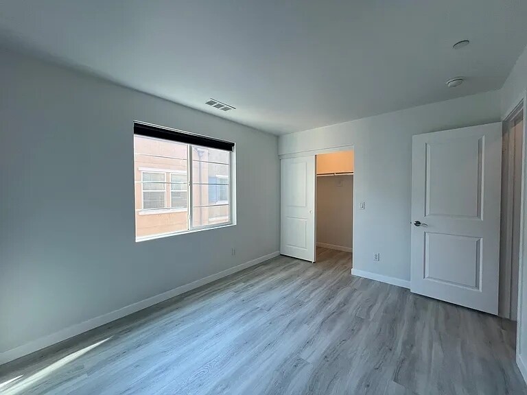 2nd bedroom - 6 Jenkins Dr