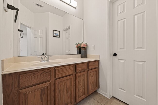 Building Photo - 16131 Keystone Ridge Ln