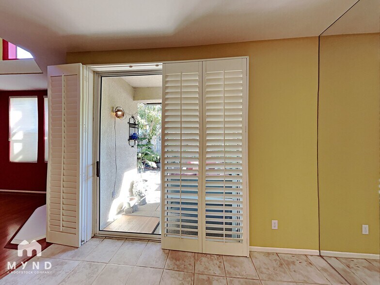 Building Photo - 6844 Adolphia Dr