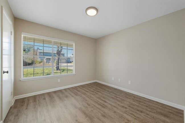 Building Photo - 4615 Sidereal Dr