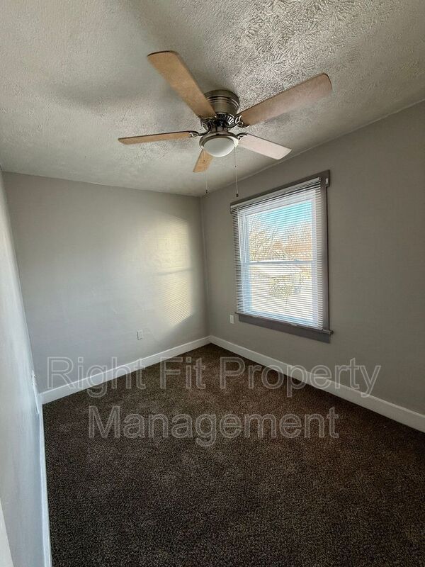 Building Photo - 255-257 Fountain Avenue