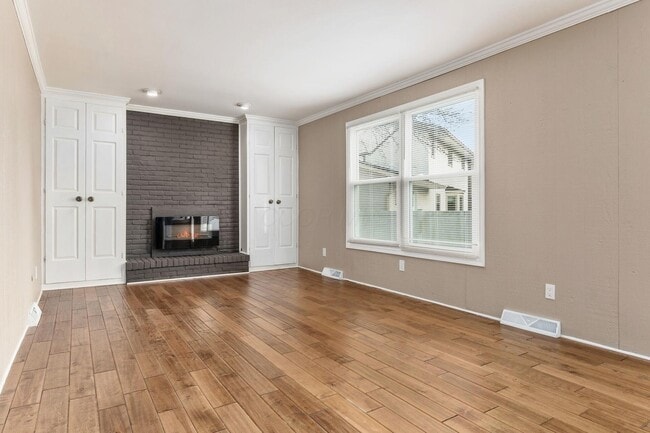 Building Photo - 7025 White Butterfly Ln