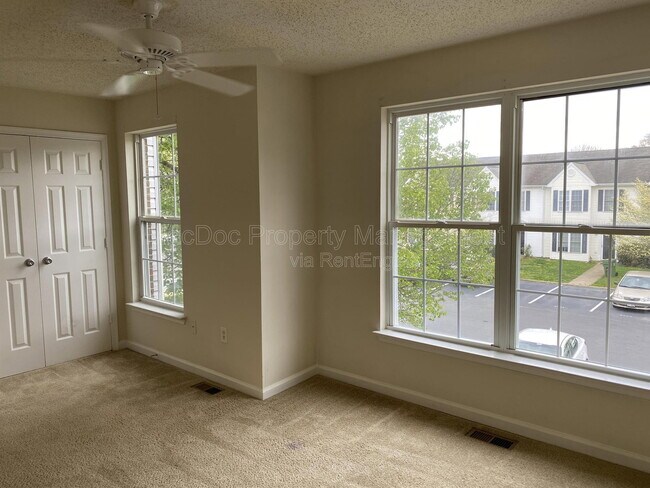 Building Photo - 2909 Broyhill Ct