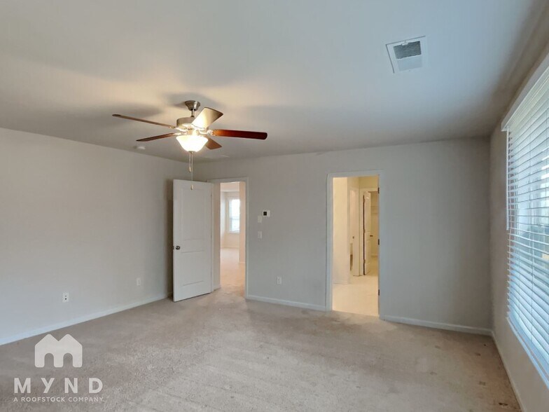 Building Photo - 71 Dew Drop Ln