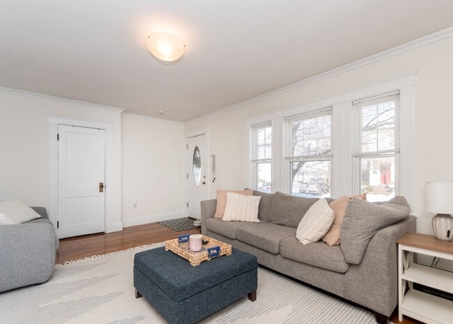 Building Photo - 1 Hilltop Rd