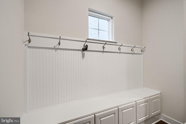 Building Photo - 13605 Otono Dr