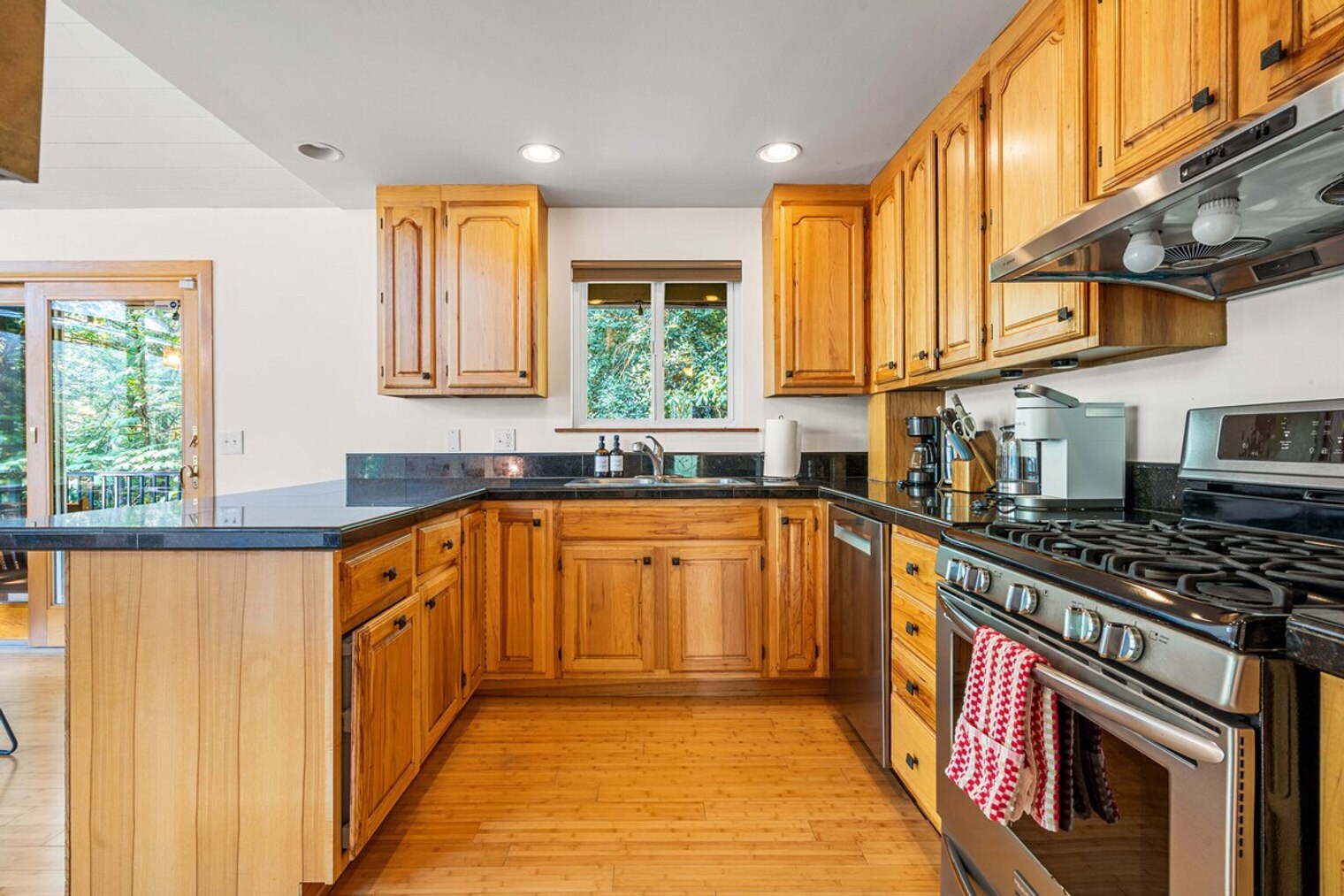 Building Photo - 16441 SE 42nd Pl