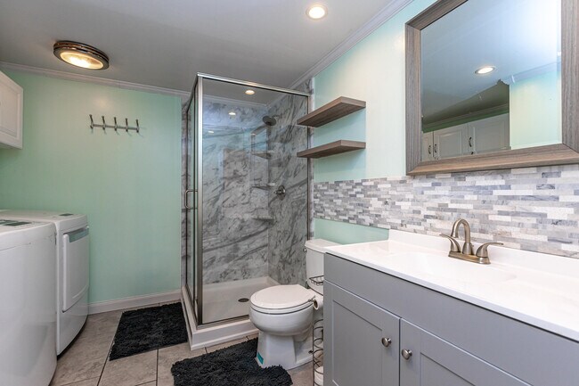 Building Photo - 3008 Tuscaloosa Ln