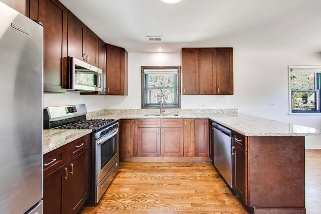 Building Photo - 1108 Fortuna Ave