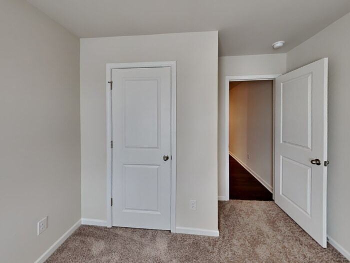 Building Photo - 211 Connie Ct