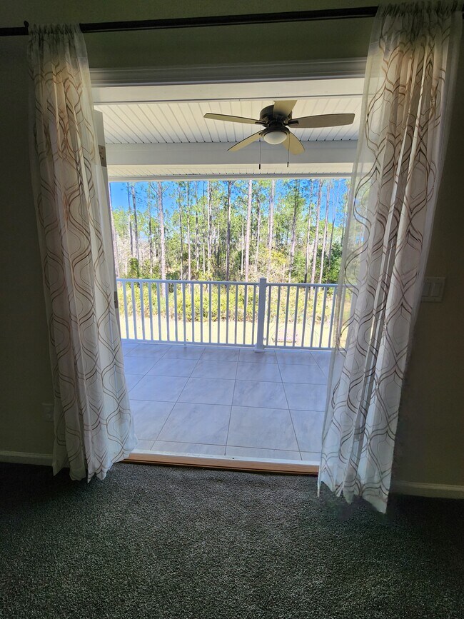 Building Photo - 285 Holly Forest Dr