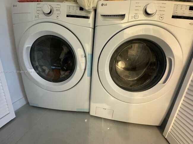 Building Photo - 1301 NW 3rd St