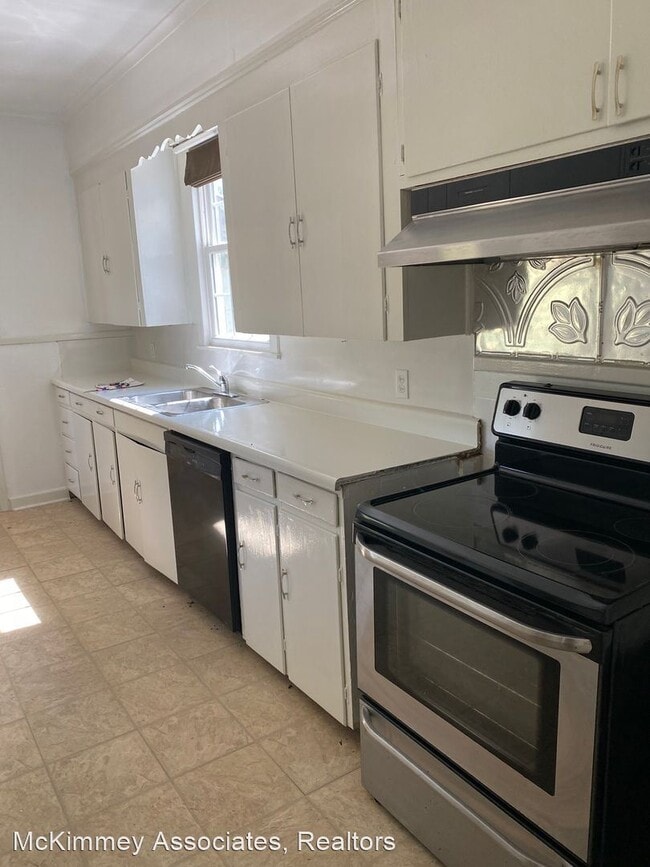 Building Photo - 2 br, 1 bath House - 4305 Dick Jeter Rd