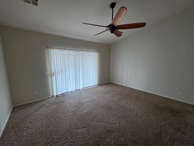Building Photo - 2021 Lago Grande Cir