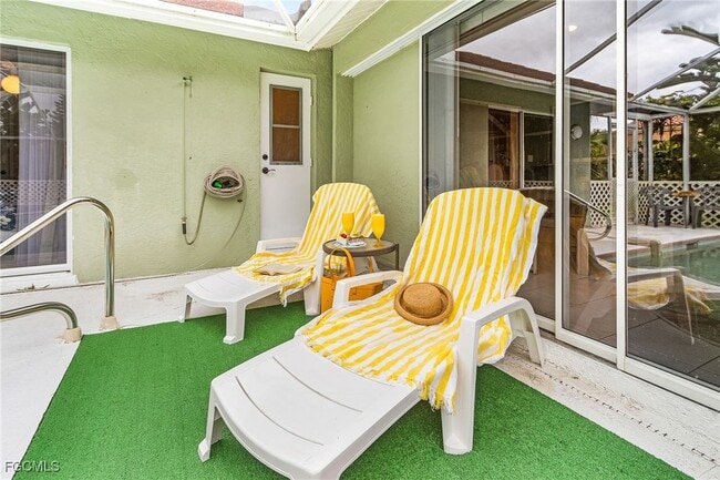 Building Photo - 8549 S Lake Cir