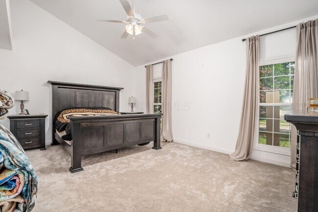 Building Photo - 7179 Fernridge Dr