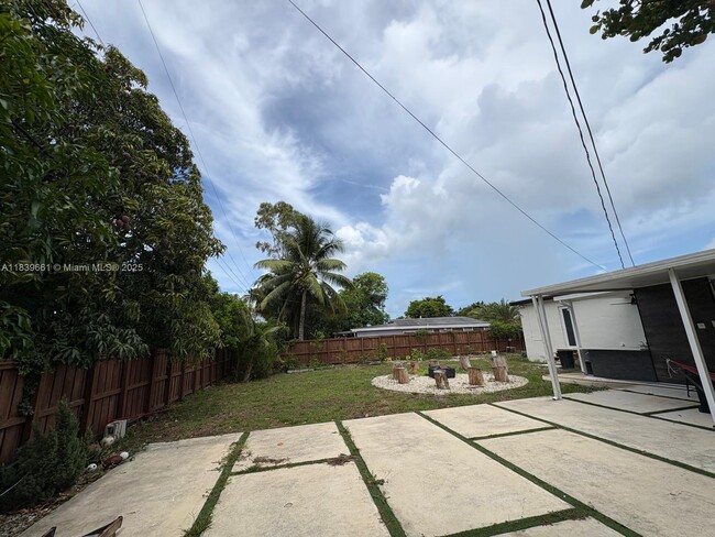 Building Photo - 3421 NW 177th Terrace