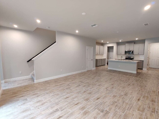 Building Photo - 6025 Grand Sonata Ave