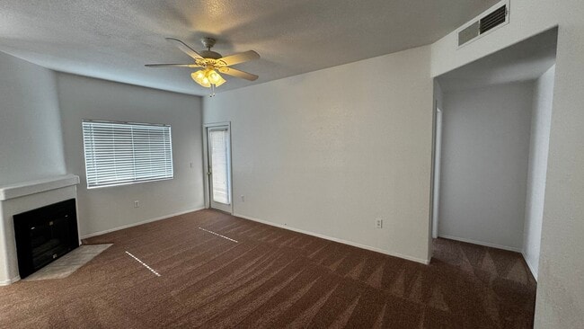 Building Photo - Welcome Home 3 bedroom condo