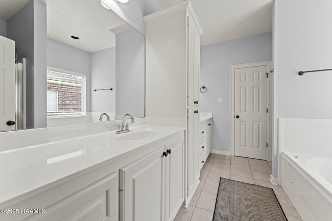 Building Photo - 2934 Nicholson Lake Dr