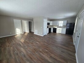 Building Photo - 1674 Ridgeview Ct