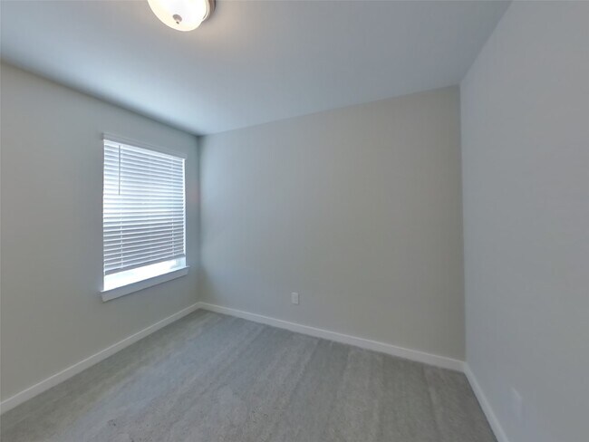 Building Photo - 22817 Terrazzo Dr