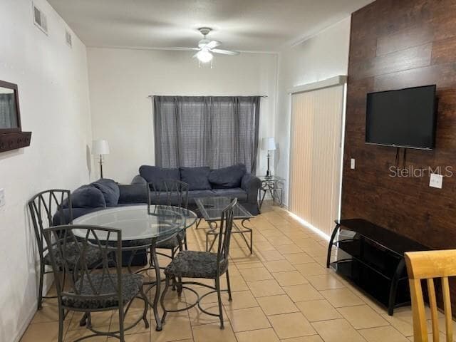 Building Photo - 2250 San Vital Dr