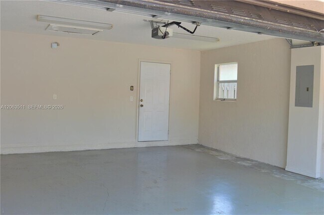 Building Photo - 1855 NE 36th Ave