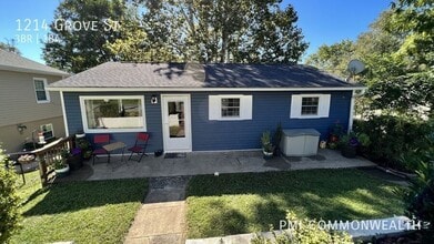 Building Photo - 1214 Grove St