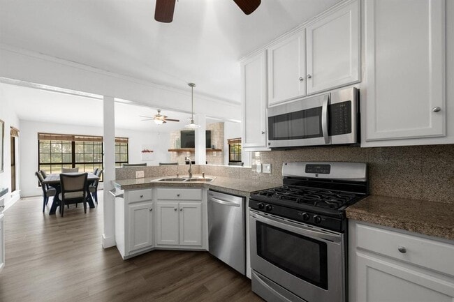 Building Photo - 1709 Channel Rd