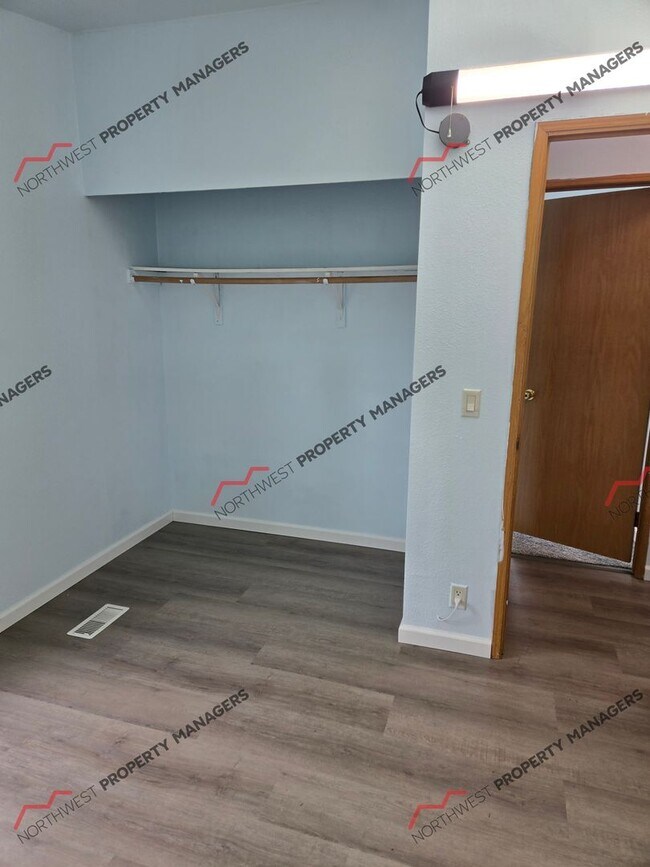 Building Photo - STATUS: *PENDING APPLICATION* | R332 | $2095 + $100 FLAT RATE W/S