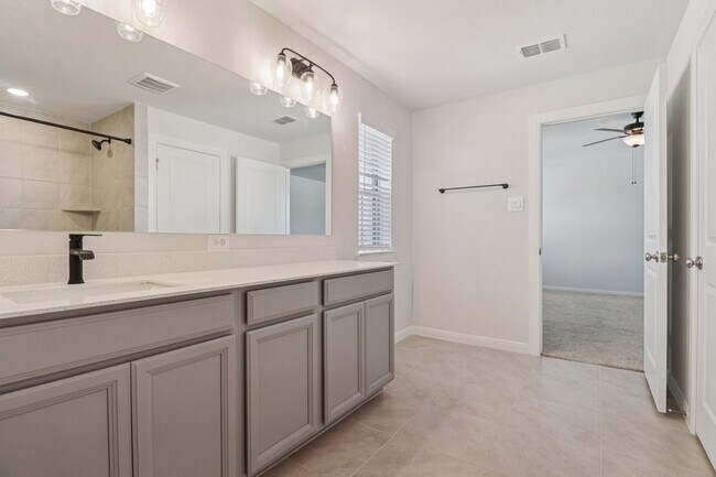 Building Photo - 18203 Lilac Woods Trl