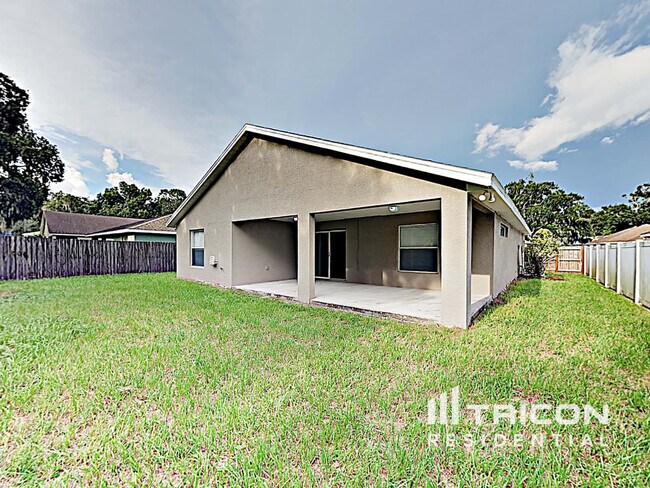Building Photo - 401 Lisa Ann Ct