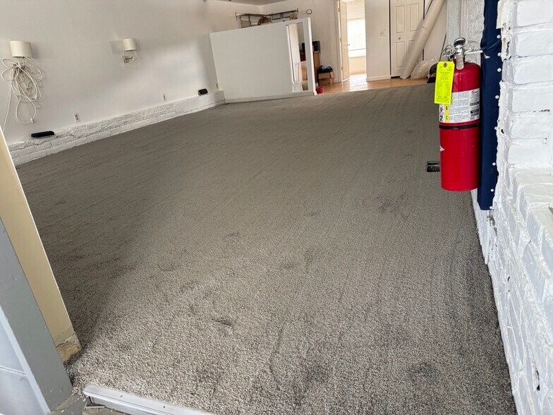 Loft is approx 1000 Sq ft - 2210 Murray Hill Rd